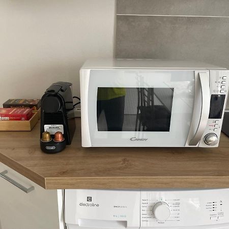 Residenza Il Melograno Fiera Apartment Верона Екстериор снимка