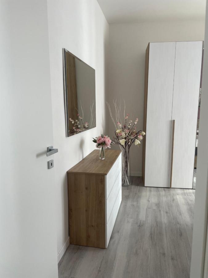 Residenza Il Melograno Fiera Apartment Верона Екстериор снимка
